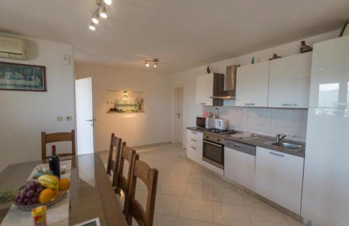 Holiday home Leko with outdoor pool and hot tub , can fit 22 people - Foto 68