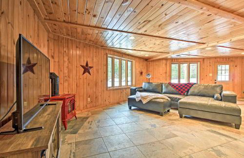 Lakefront Log Cabin with Dock about 9 Mi to Lutsen Mtn - Foto 14