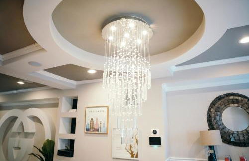 Charm City Luxury 4 Bedroom Brick Home - Foto 43