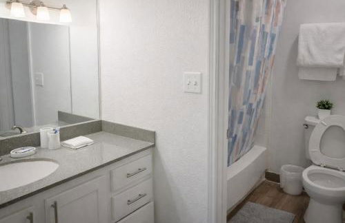 King Bed*Extensive Cleaning Protocol*Self Check-In - Foto 6