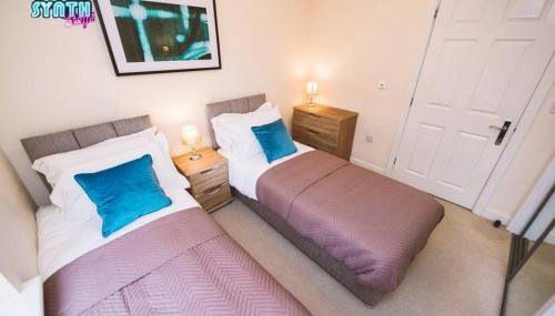 Spacious Central Leatherhead Apt Long Term Stay - Photo 2