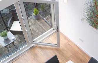 CITY CENTRE APARTMENT with Free Secure Underground Parking - Foto 26