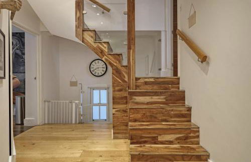 Dove House Wanstead - Stunning 4 Bedroom, 3 Bathroom House with Private Hottub & Gym - Escape London, in Lonon - Foto 51