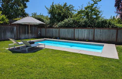 Peaceful Sonoma Oasis with Pool - Foto 12