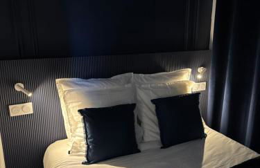 Le Bleu Royal - Versailles - Foto 1