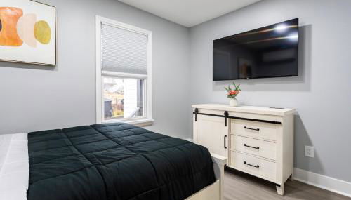 Comfort Meets Style 3BR Plus Parking - Foto 5