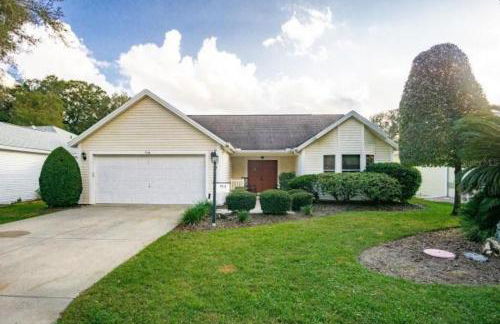 Villages Large 2 bed room 2 bath near shopping - Foto 1