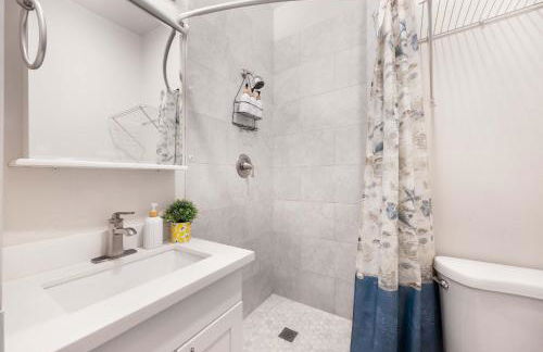 Sunny 3BR Home Near UW & Children Hospital Gym - Foto 31