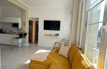 Moderno y luminoso apartamento en Santa Cruz capital - Foto 12