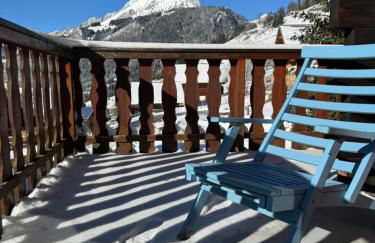 Charming, cosy chalet nestled in a breathtaking surrounding with spectacular, stunning mountain views - Foto 8