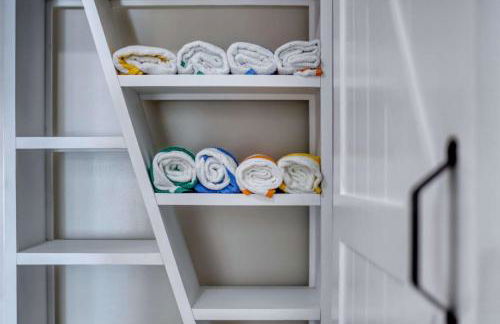 Near Botanical Garden with a Pool Charming on Charing - Foto 27