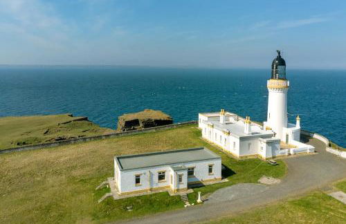 Self-catering Lighthouse Keeper's Cottage on the NC500 - Photo 64