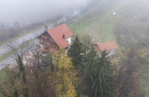 Apartment Stone and Wood - Photo 62