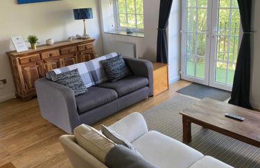 1 bed river apartment on the docks - Foto 8