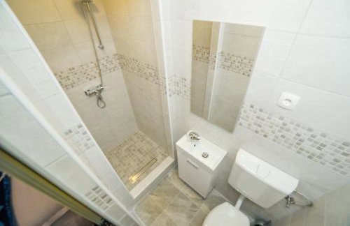 Villa Maslina with private pool on quiet location - by TA Leut Agency - Foto 11