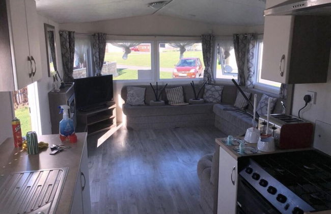Stunning 4-bed Caravan in Mablethorpe Sleeps 10 - Foto 5