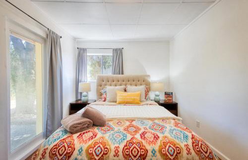 Charming Milk Barn Home on Vineyard Estate - Foto 17