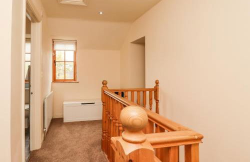 Stewart House - Photo 12