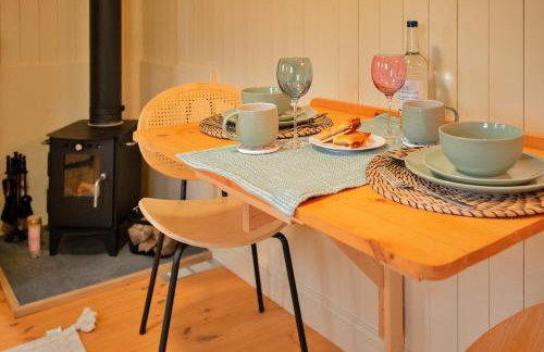 Finest Retreats - The Chicken Hut - Photo 9