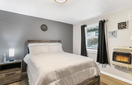 Charming Retro Property #3! - Foto 3