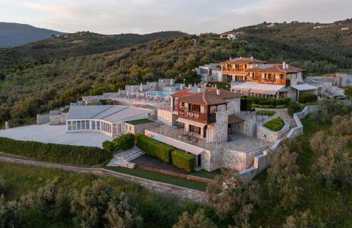 Karavia Lux Inn - Photo 16