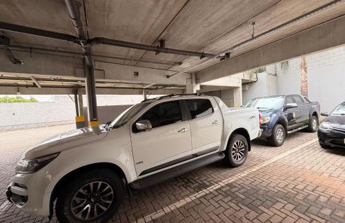 Apt Vista Magnifica, 3 garagens , 3 Quartos , 2 Banheiro , Varanda com Churrasqueira - Foto 2