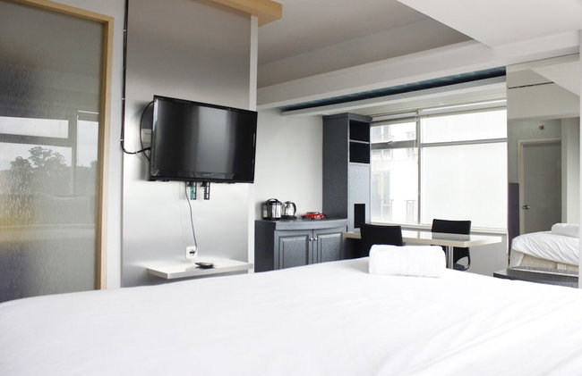 Spacious & Trendy Studio at Jarrdin Cihampelas Apartment - Photo 3
