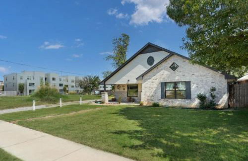 Modern OKC Retreat Half Mile to Plaza District - Foto 40