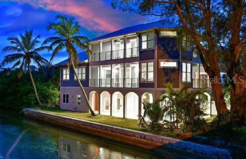 AM I Dreaming - Foto 50