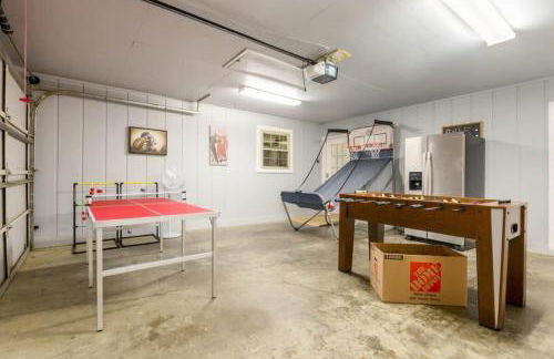 Gorgeous Alabama Home 4 Miles to Stadium Sleeps 8 - Foto 54