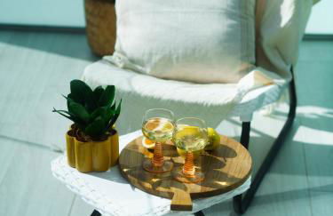 Coral Suite Plaza - Photo 9