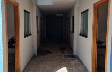 Flat completo 15 com ar condicionado e colchão confortável - Foto 17