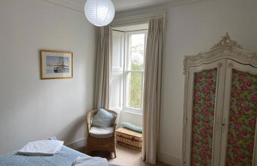 Beautiful Listed Mansion with incredible woodland views - Photo 33