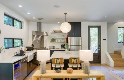 Mill Creek by Avantstay Modern Design, Patio, Hot Tub - Foto 28