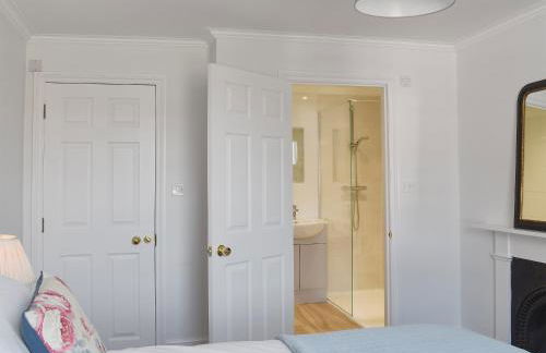 The Townhouse - Photo 11