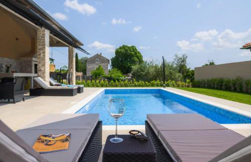 Villa in Maru ini with Private Pool - Foto 12