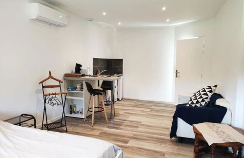 Gite de groupe à la campagne Salle au RDC Espace bien être jacuzzi hammam sport - Photo 16