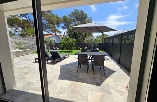 ETOILE DU BERGER Saint Aygulf 3 Villas et 4 appartements jardin individuel et piscine chauffée en saison - la mer et les plages 450 m - Foto 35