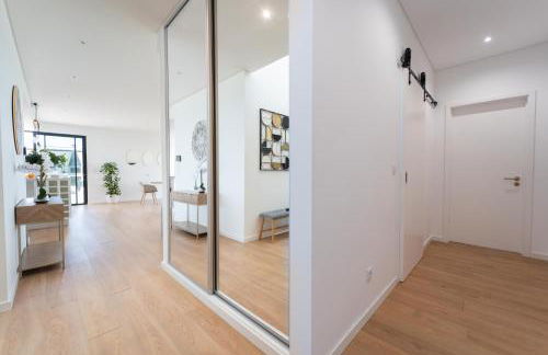 Auréa House - 4BR Azores Villa with Ocean View, BBQ & AC - Photo 7