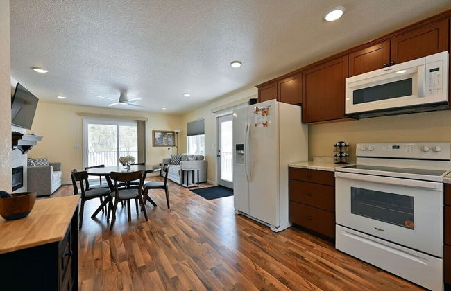 Tri Lake House Duplex House Side A and B - Photo 10