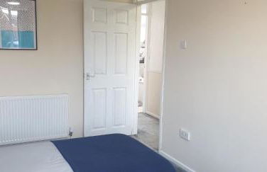 The Grove- 3 Bed Detatched House Wolverhampton- Families and Contractors- Near Town Centre and Molineux Stadium - Foto 27