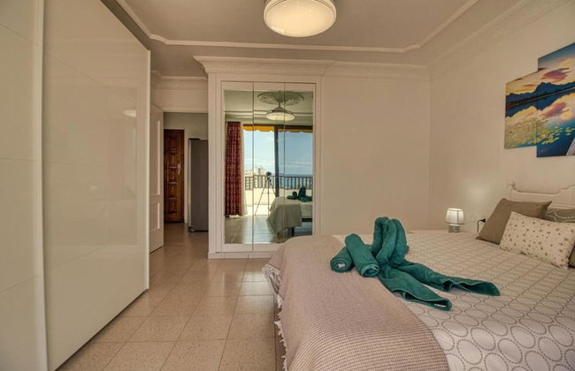 Apartment - Sleeps 4 - Jacuzzi - Terrace - Pool - Photo 3