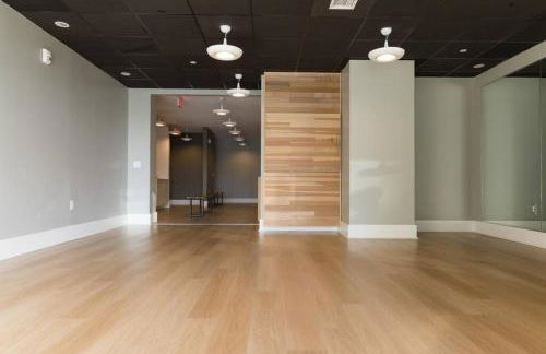 Modern Loft 15 Min from NYC with City View & Pool - Foto 11