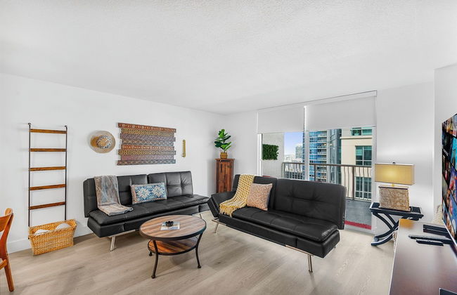 Sky High 31st Floor Condo W Parking - Foto 75