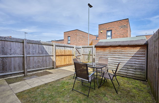 3 Bedroom Large House - Train Station - Foto 26