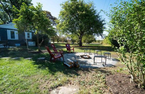 Greenway Getaway-Private Huge outdoor fun, Game,Navy - Foto 65