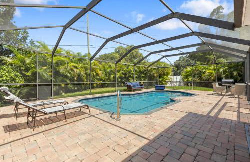 Relaxing Coastal Comfort - Heated Pool - Photo 10