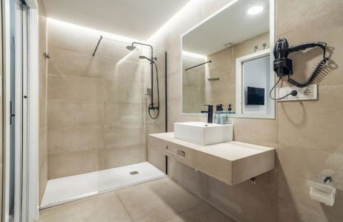 CMDreams Gold- Apartamentos turísticos con ruinas romanas en el centro de Mérida - Photo 64