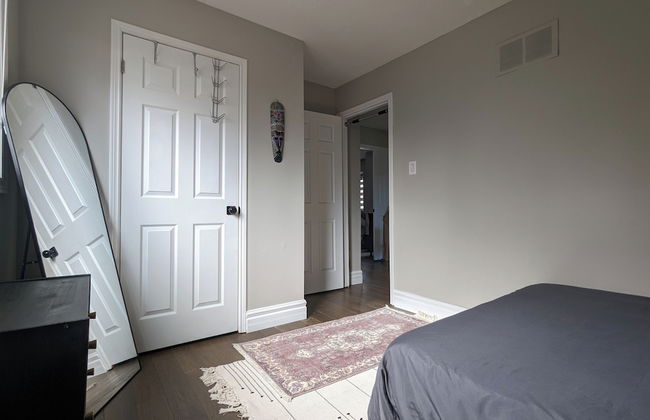 Mississauga Manor - Meadowvale - Foto 21