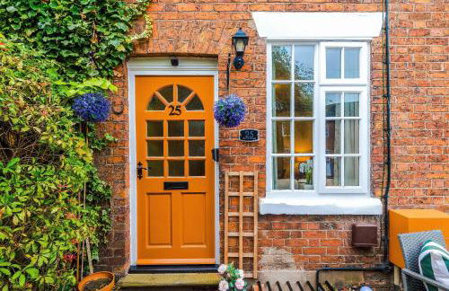 Beautiful Cozy Cottage in Sandbach by 53 Degrees Property, Sleeps 4 with FREE Parking - Photo 31